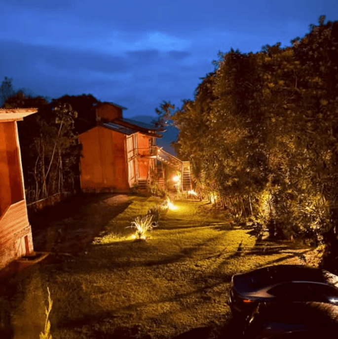 Casa Ad'vinho à noite